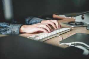 How Custom Software Can Reduce Manual Work & Save Your Business Time